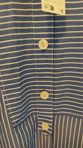 Camisa Oversize rayas Zara con etiqueta 