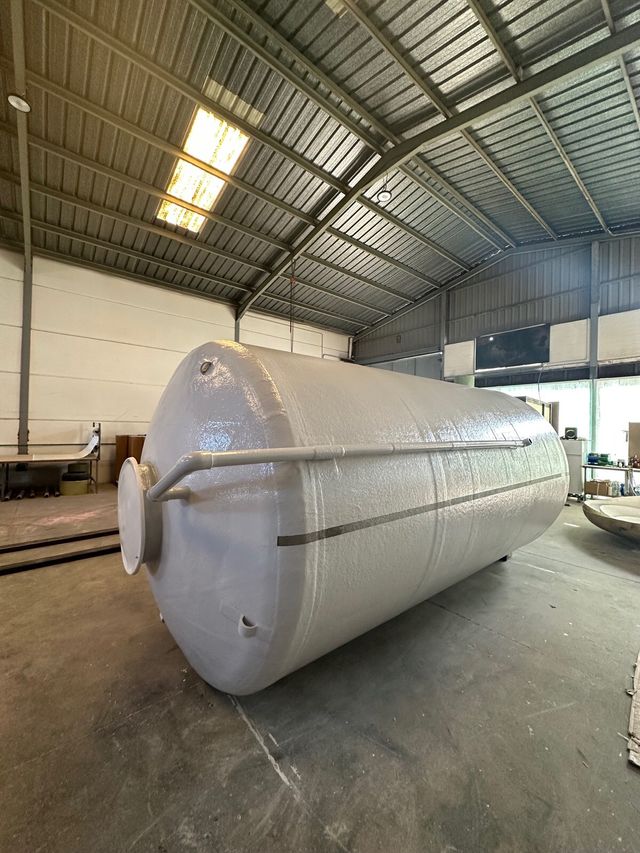 DEPOSITOS DE POLIESTER