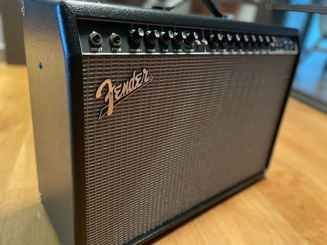 Amplificador Fender Champion 100