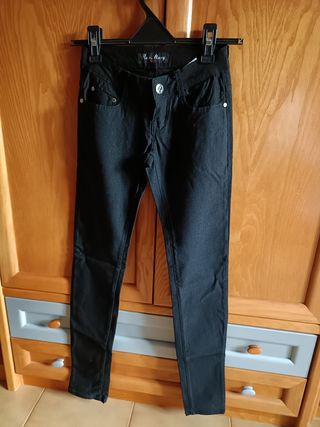 Pantalón negro