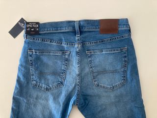 Hollister. Pantalón vaquero slim. W32 L32