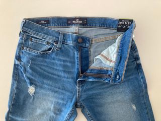 Hollister. Pantalón vaquero slim. W32 L32