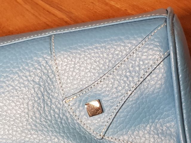 Borsa pelle azzurra marca Rogan Roma Via Condotti