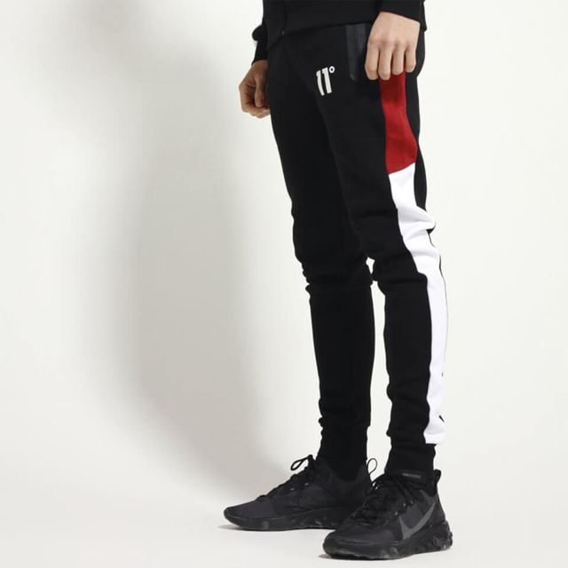 11º_11 Degrees. Pantalón deportivo jogger. Talla M