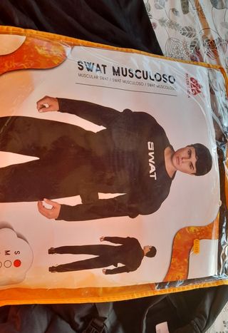 Lote tres disfraces adulto Halloween.