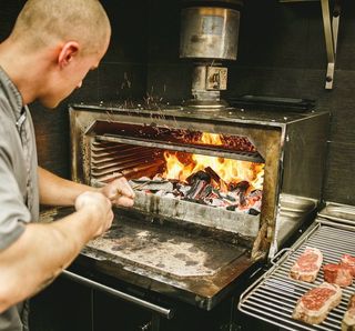 Mantenimiento de hornos Josper o Mibrasa