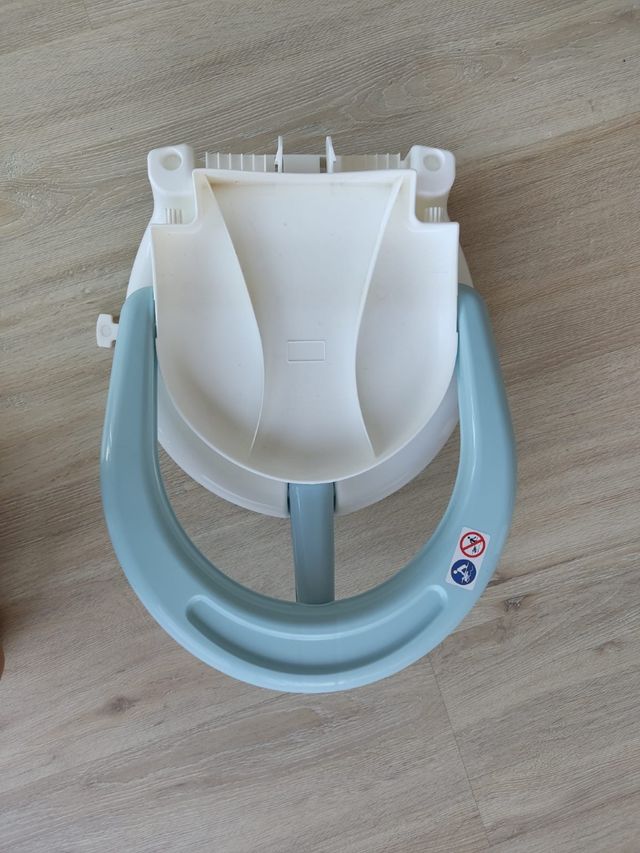 Asiento de baño plegable