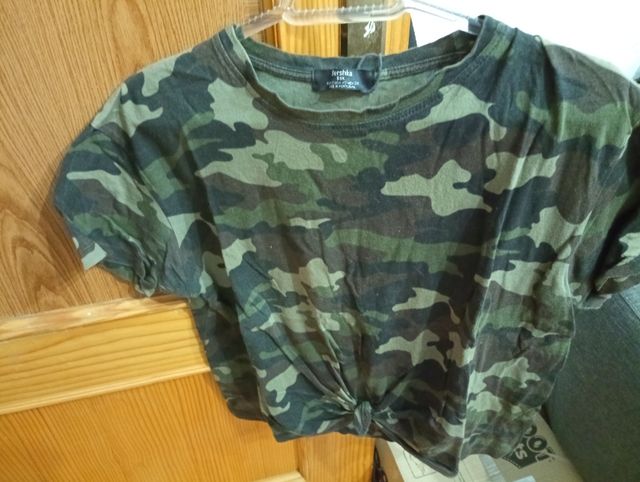 Ropa vendo un lote de estilo camuflaje OFERTA