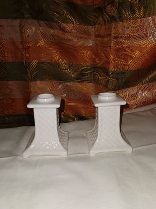 Candelabros de porcelana