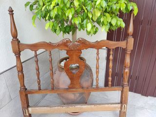 Cabecero antiguo madera