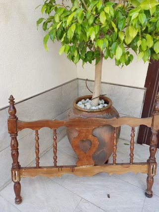 Cabecero antiguo madera
