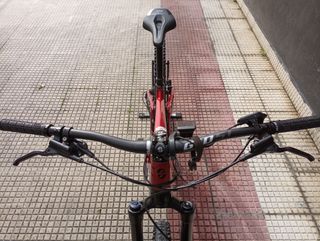 Ghost e-Riot AM essential talla M rueda