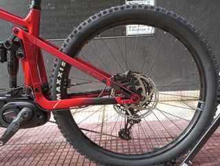 Ghost e-Riot AM essential talla M rueda