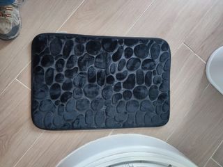 Alfombra baño negra nueva