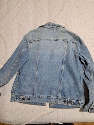 Cazadora Levis