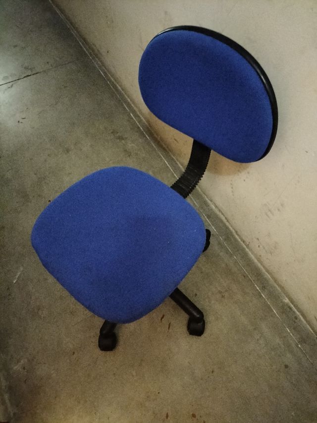 Silla niño con ruedas