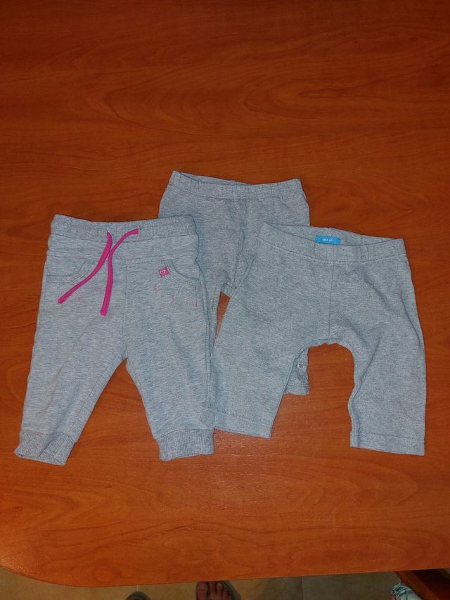 Lote de pantalones de chándal bebé.