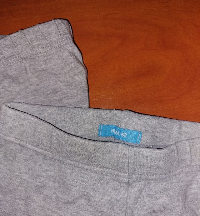 Lote de pantalones de chándal bebé.