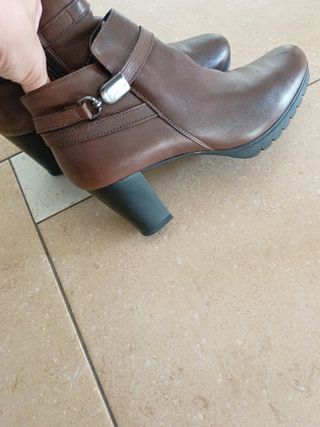 Tronchetti nuovi Keys pelle marroni 41