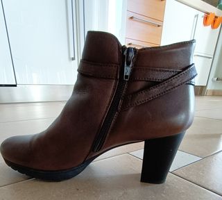 Tronchetti nuovi Keys pelle marroni 41