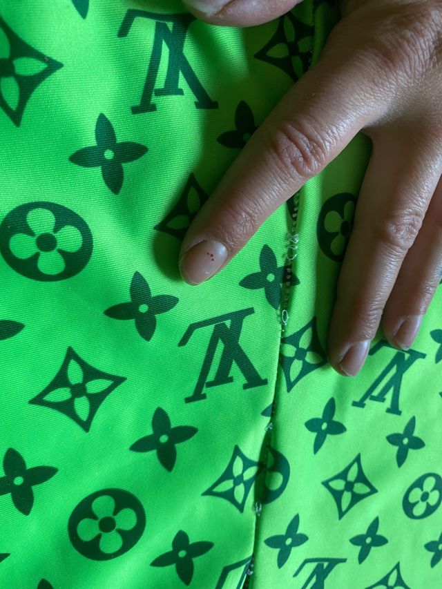 conjunto hecho a mano lv