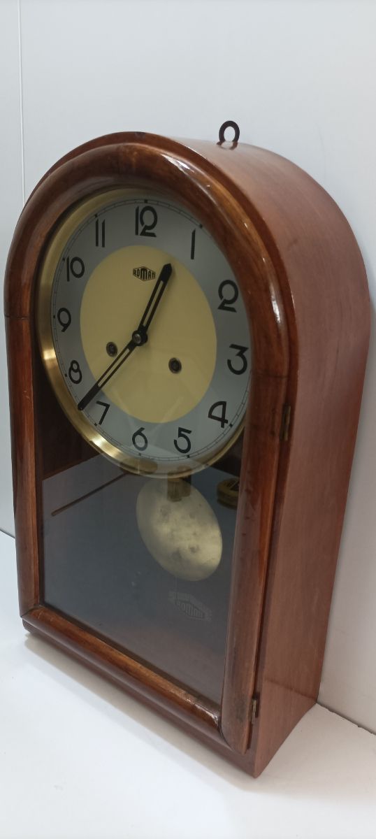 RELOJ ANTIGUO DE PARED DE PILAS 2