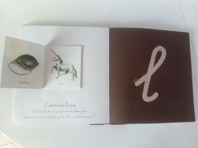 Tre libri per imparare lettere, cifre, forme