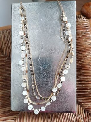 Collar de artesanía 