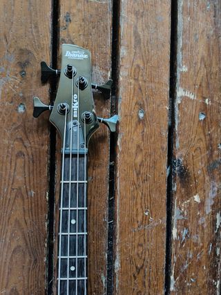 Ibanez mikro basso nero opaco junior scala corta