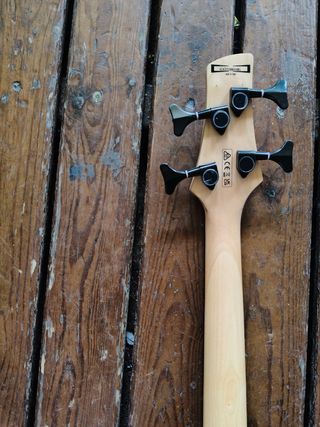 Ibanez mikro basso nero opaco junior scala corta