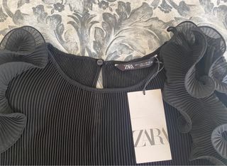 Zara- blusa top sin estrenar
