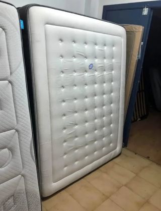 ULTIMAS UNIDADES DE COLCHONES SEMINUEVOS