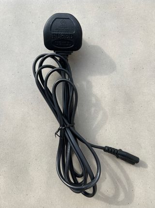 Cable para portátil para UK