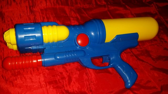 Pistola de agua Grande 2 chorros