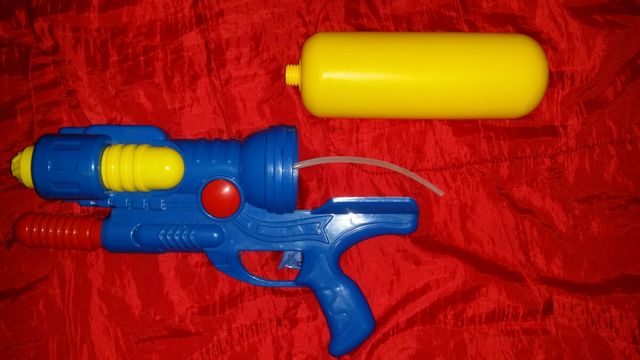 Pistola de agua Grande 2 chorros