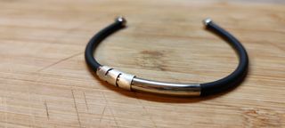 Bracciale in argento e caucciù 