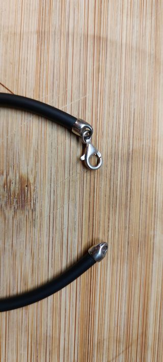 Bracciale in argento e caucciù 