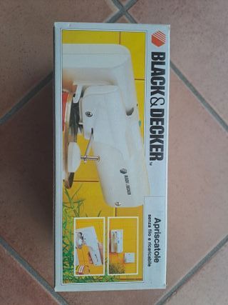 Apriscatola elettrico black & decker