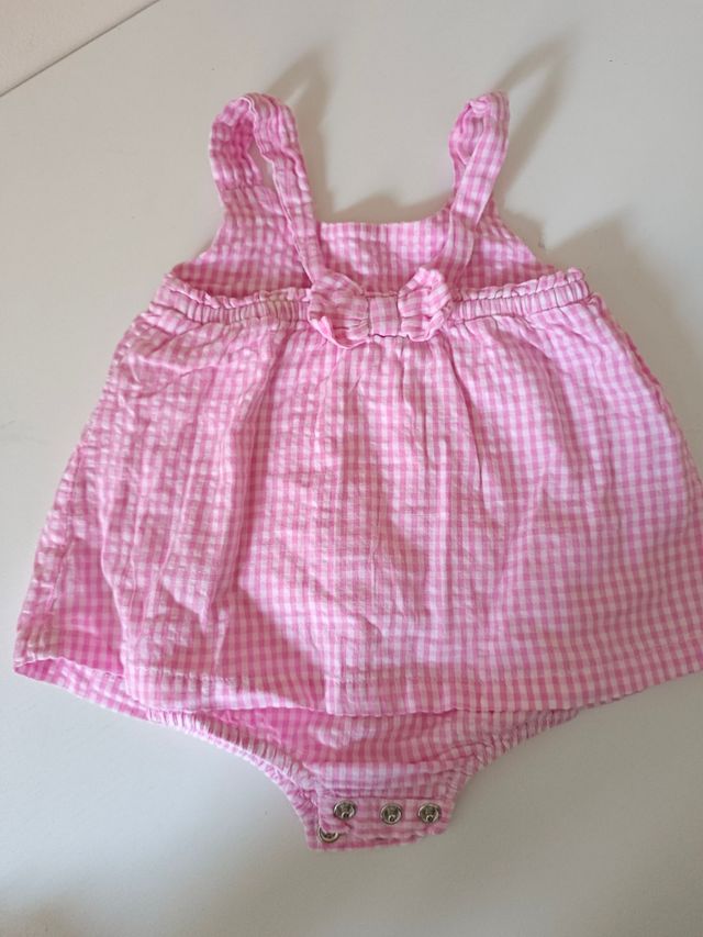 Bebe niña 4-6 meses