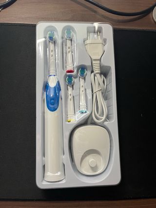 Cepillo de dientes eléctrico Lovyc