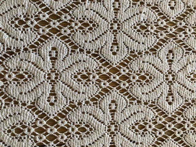 Tovaglia in pizzo fatta a mano