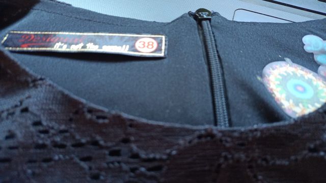 Liquidación!!  Vestido Desigual  talla M 38