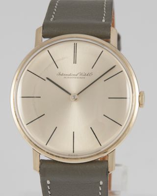IWC Vintage Yellow Gold 18k Ref: R 2500