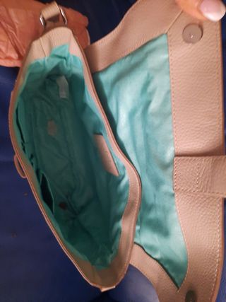 Bolso de mano y para colgar . Regulable