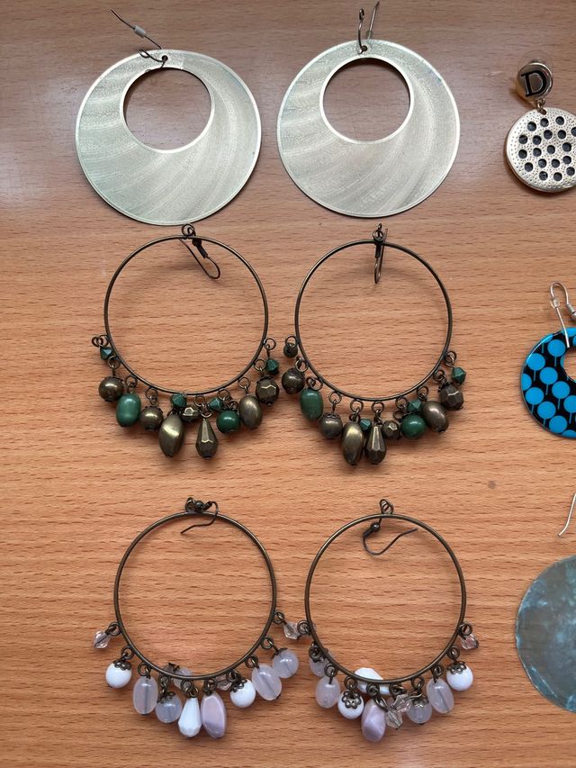 Lote 12 pares pendientes bisutería