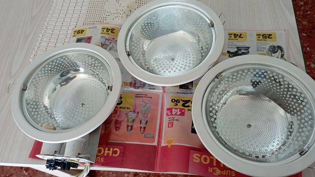 3 Focos downlight empotable