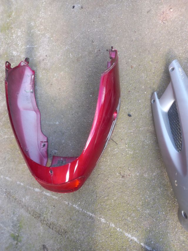 TAPAS LATERALES PEUGEOT SPEEDFIGHT 49 50