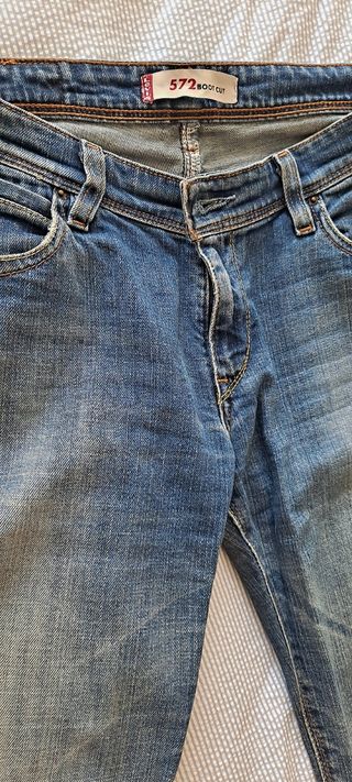 Pantalon vaquero Levis mujer bootcut