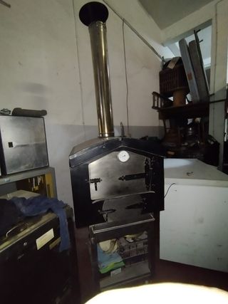 Horno de leña echo en acero inoxidable