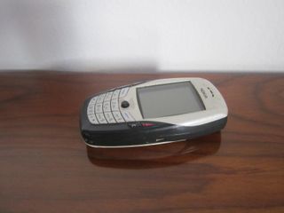 Cellulare Nokia 6600 Gurdare Le Foto Attentamente 